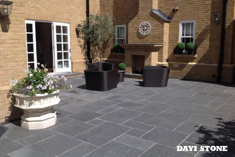 Paving Black Natural Stone Basalt G684 Top Flamed others sawn - Dayi Stone Paving Black Natural Stone Basalt G684 Top Flamed others sawn - Dayi Stone